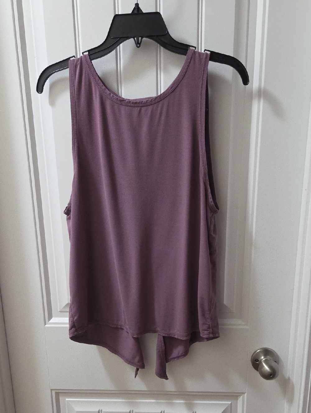 ANTONIO MELANI Mauve Scoop-Neck Sleeveless Tank